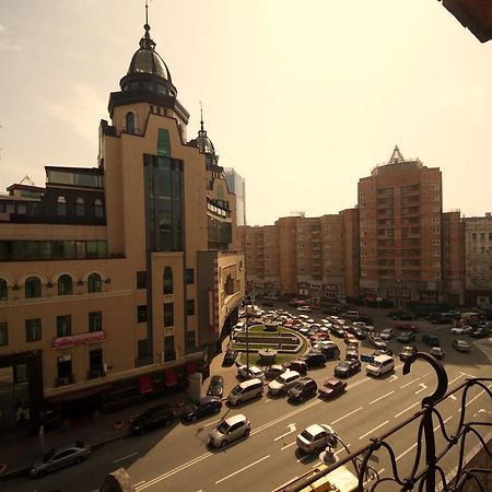 Apartment Arena City Kiev Buitenkant foto