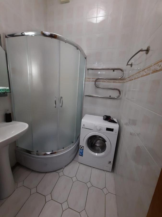 Apartment Arena City Kiev Buitenkant foto