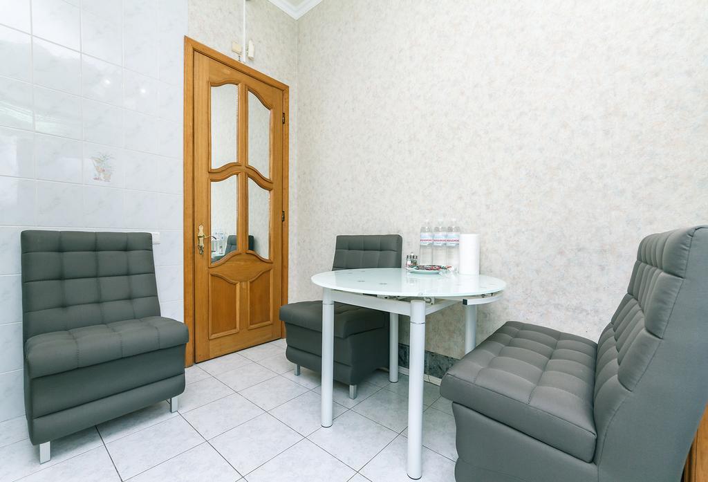 Apartment Arena City Kiev Buitenkant foto