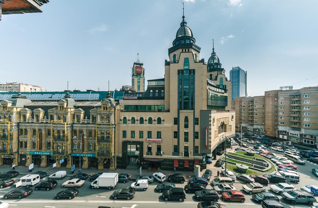 Apartment Arena City Kiev Buitenkant foto